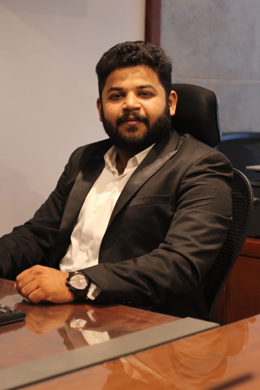 Hade Muhammed, Partner and Faculty